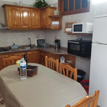 Con Jacuzzi Climatizado, Barbacoa Y Cerca De La Playa