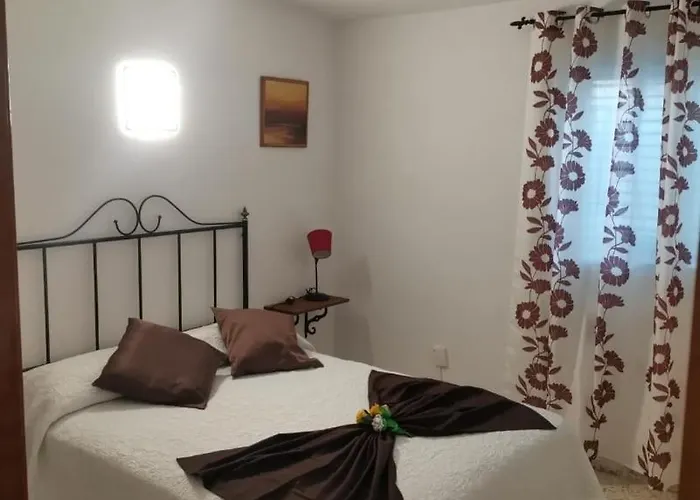 Con Jacuzzi Climatizado, Barbacoa Y Cerca De La Playa Vakantiehuis Abades (Tenerife)