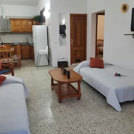 Con Jacuzzi Climatizado, Barbacoa Y Cerca De La Playa Hébergement de vacances