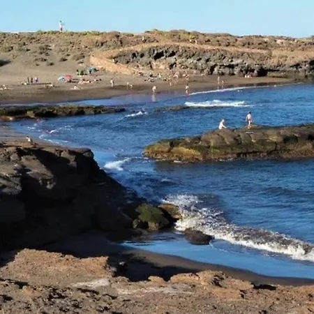 Σπίτι διακοπών Con Jacuzzi Climatizado, Barbacoa Y Cerca De La Playa Abades (Tenerife)