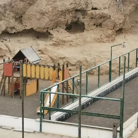 Σπίτι διακοπών Con Jacuzzi Climatizado, Barbacoa Y Cerca De La Playa