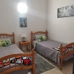 Сasa de vacaciones Con Jacuzzi Climatizado, Barbacoa Y Cerca De La Playa Abades (Tenerife)